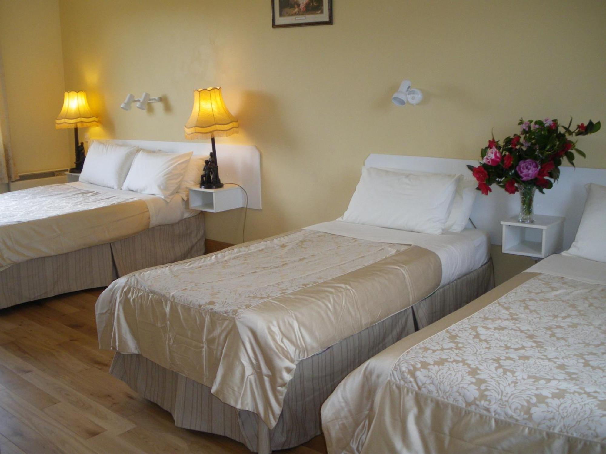 Redwood Bed & Breakfast Dunrine Ngoại thất bức ảnh